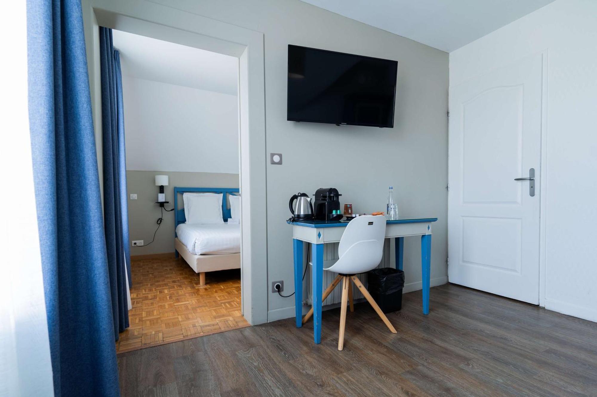 Best Western Hotel De La Plage Saint Marc Sur Mer Exteriör bild